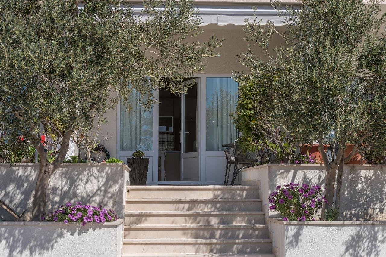 Long Apartment Makarska Exterior photo